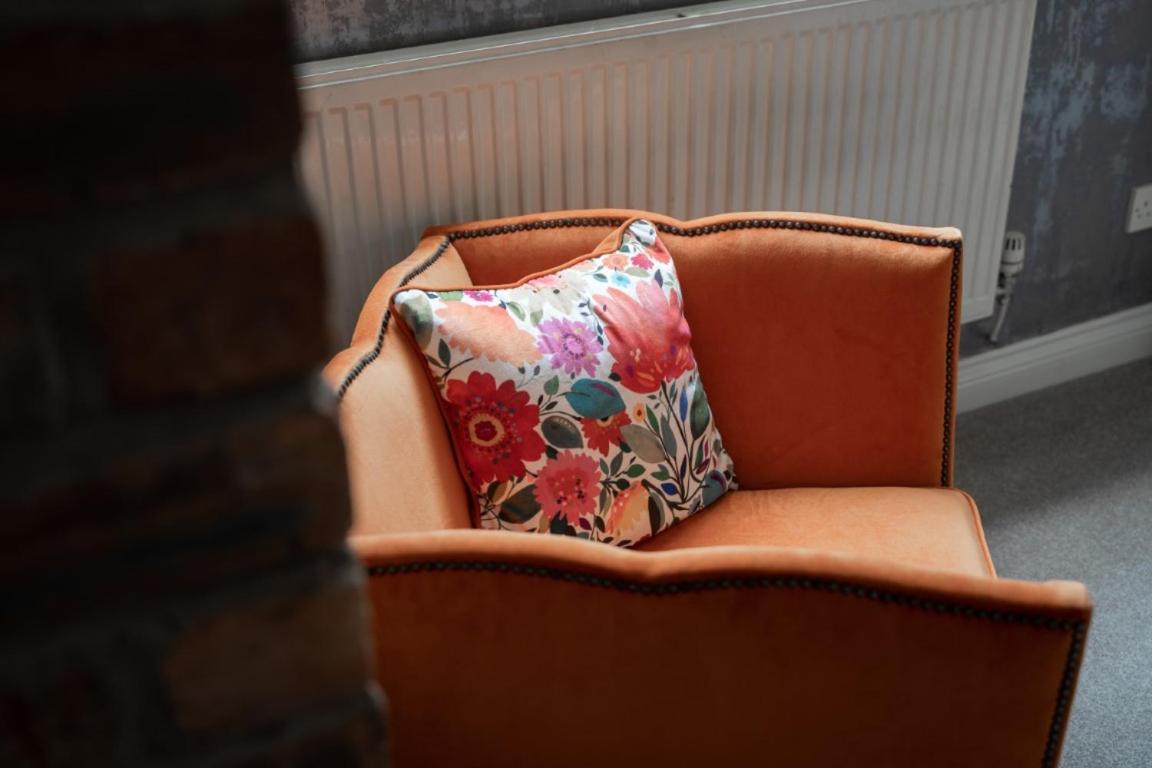 Perfectly Located Central Chester Town House -2Br מראה חיצוני תמונה