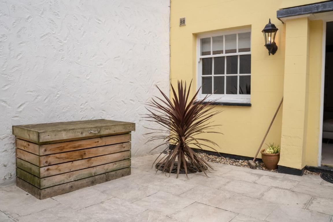 Perfectly Located Central Chester Town House -2Br מראה חיצוני תמונה