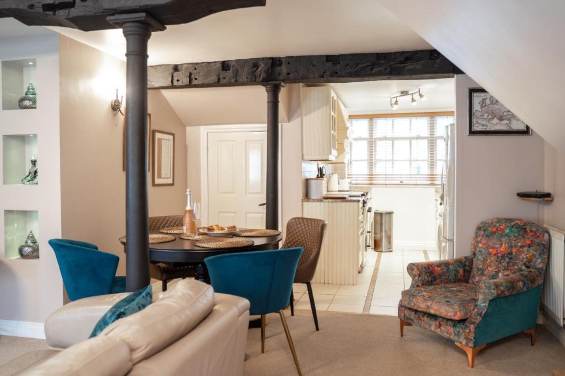 Perfectly Located Central Chester Town House -2Br מראה חיצוני תמונה